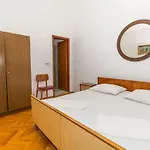 With Parking Space Biograd Na Moru, Biograd - 11327 Apartamento *