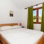 With Parking Space Biograd Na Moru, Biograd - 11327 Apartamento *