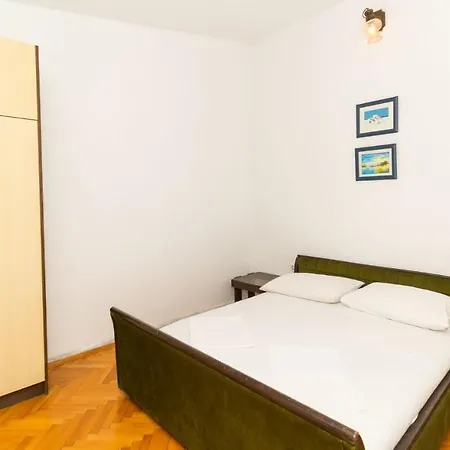 With Parking Space Biograd Na Moru, Biograd - 11327 Apartman *