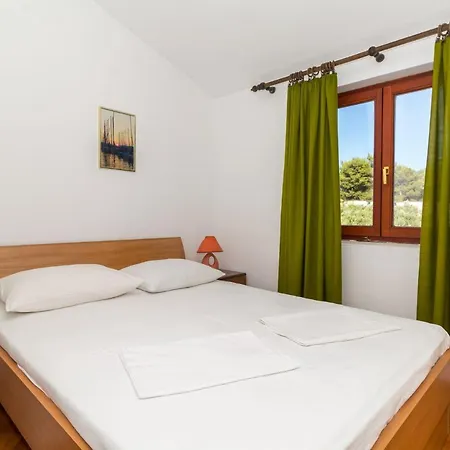 With Parking Space Biograd Na Moru, Biograd - 11327 アパート *