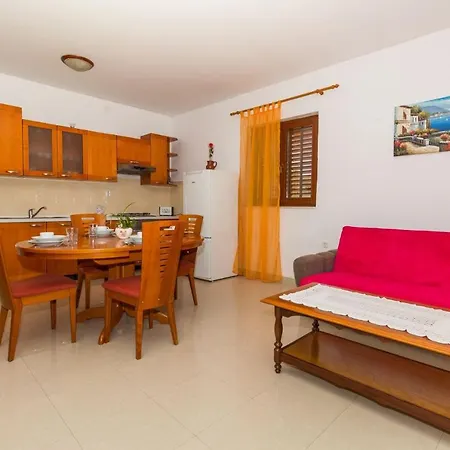 With Parking Space Biograd Na Moru, Biograd - 11327 * ביוגראד נה מורו