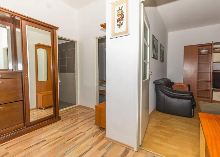 With Parking Space Biograd Na Moru, Biograd - 11327 Апартаменты